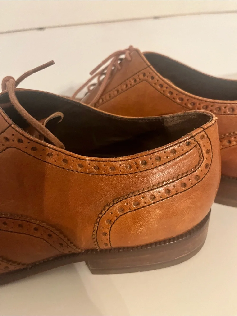 Cole Haan C12210 Leather Wingtip Oxfords Brown 11.5/12 Mismatched Read